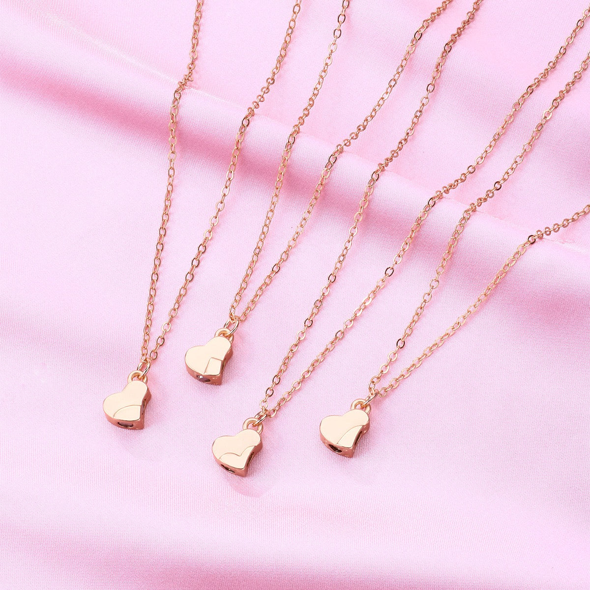 4pcs Four-Leaf Clover Magnetic BBF Friendship Necklace Set Parent-Child or Friends Matching Jewelry, 4-Person Combination